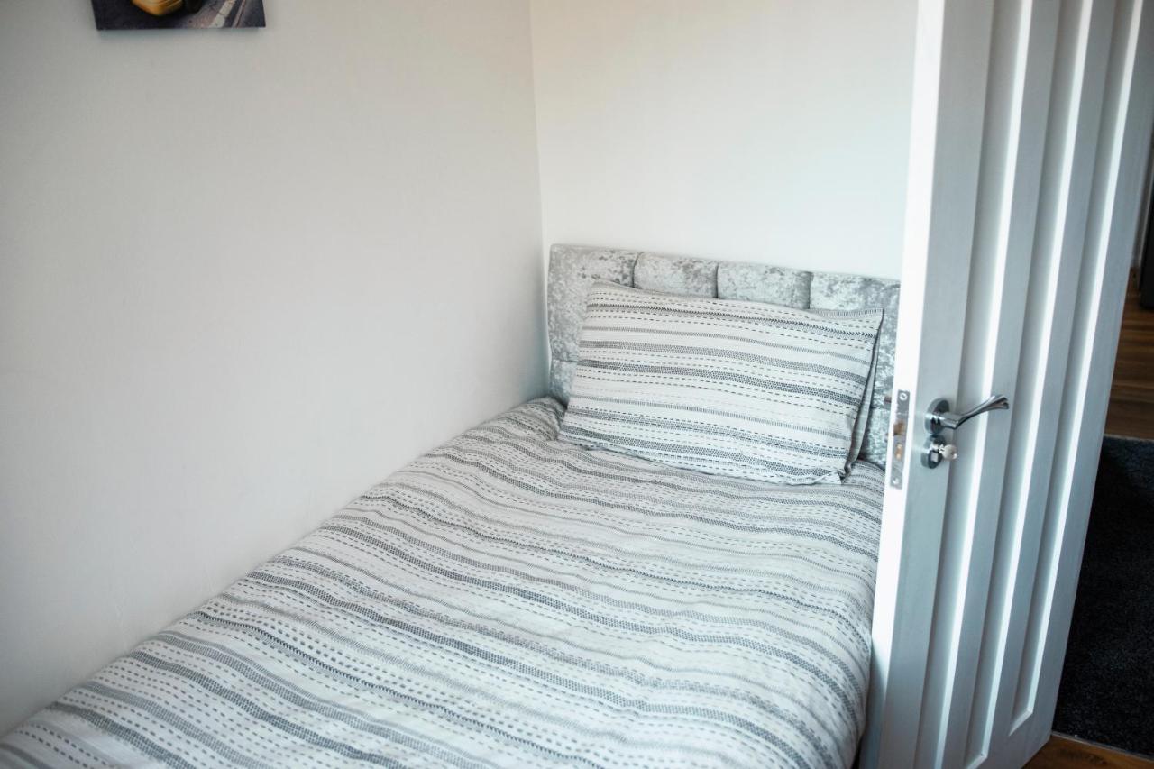 Cosy Home Near Nec, Bhx Bullring & Solihull Birmingham Exteriör bild