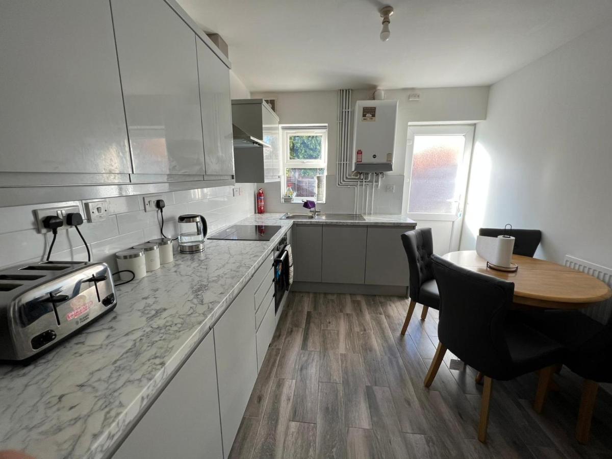 Cosy Home Near Nec, Bhx Bullring & Solihull Birmingham Exteriör bild